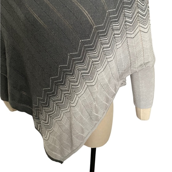 WHBM Poncho Sweater Size XS - Picture 2 of 9